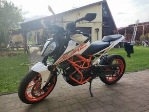 KTM Duke 390