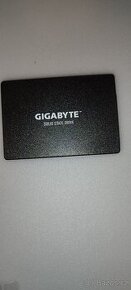 SSD 120GB SATA GIGABYTE - 1