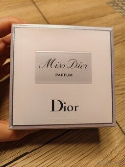 Parfém  Miss Dior