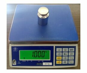 Kalibrované a ocejchované váhy od 0,1g do 30 kg