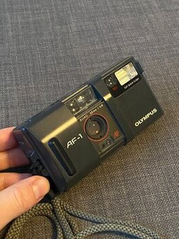 Olympus AF-1