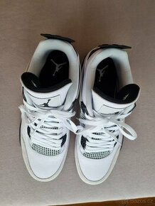 jordan 4 military black (nové nenošené) EUR 44