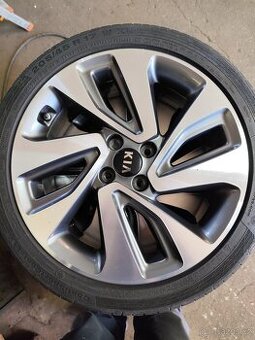 KIA GT LINE ALUKOLA 205/45R17 + MERICI VENTILKY TPMS - 1