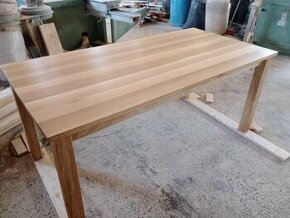 Jídelní stůl dubový masiv 180x90