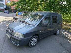 Citroen Jumpy, r.v. 2006 - Obytná vestavba