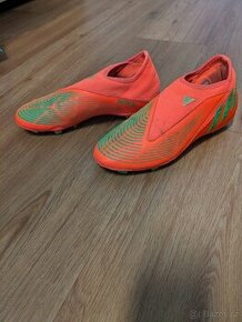 Dětské kopačky lisovky Adidas Predator - 1