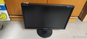 19" LCD Samsung 943NW - sirokouhly