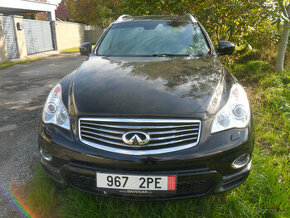 Prodam Infiniti EX ( QX50 ) rok 2011 VADA MOTORU - 1