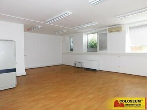 Těšetice, pronájem kanceláří 22 m2, kuchyňka – komerce