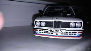 1:18 bmw 535 M - 1