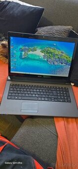 Notebook i5 Acer 17 palcu