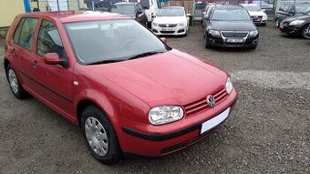 VOLKSWAGEN Golf 1,6i16V Comfortline  ČR 1 majitel