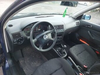 VW Golf IV