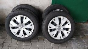 Prodám komplet zimní sadu 5 X 100 VW,Škoda pneu 205/60/16 - 1