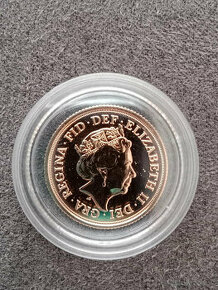Zlatá investiční mince Sovereign Královna Alžběta II. 2022