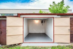 Zděná garáž s elektřinou - top stav