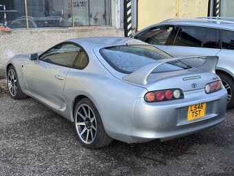 Toyota Supra MK4 2JZ