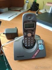 Telefon bezdrátový se základnou Panasonic - 1