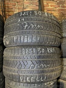 Zimní pneu 2x285/30 R21 Pirelli