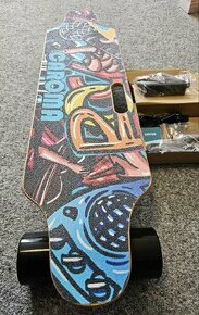 Skateboard Caroma H2B grafity, elektrický,Dálkové ovládání - 1