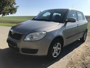 Škoda Fabia II 1,4 16V 63kw - nová STK, nájezd pouze 119 tis