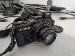 OLYMPUS Stylus XZ-2