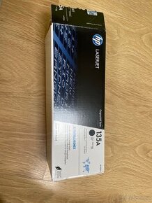 Nový rozbalený toner hp 135A