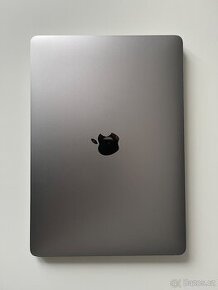 MacBook Air 13" M1 256GB SSD - v záruce, možnost výměny