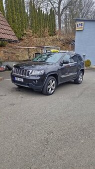 Jeep Grand Cherokee 5.7 hemi overland