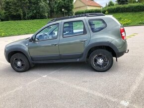 Dacia Duster 4x4 - 1