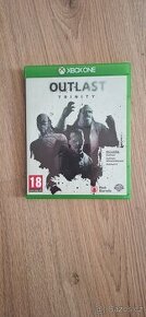 Outlast Trinity pro Xbox One