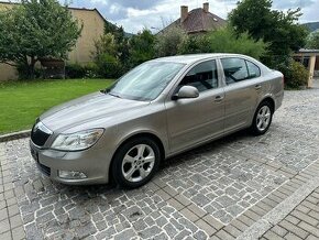 ŠKODA OCTAVIA II 2012 2.0TDI AMBIENTE