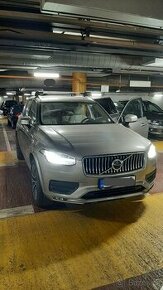 Volvo XC90 2,0 B5 AWD - 1