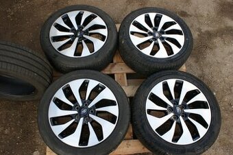 Bicolor tubine krasna alu kola origo Ford R17 a letni pneu
