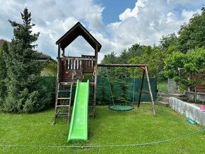 Dětský domeček se skluzavkou a houpačkou Jungle gym