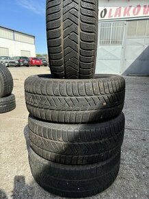 215/55/17 zimní pneu Pirelli