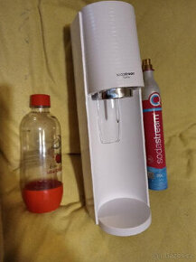 Sodastream Terra, bombička CO2 a láhev