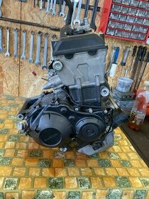 Motor Honda sc59