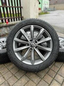 ORIGINÁL Alu Volkswagen London R17, 5x112 - ZIMNÍ PNEU - 1