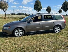 Volvo V70 - nyní po servise za 38.500,- Kč