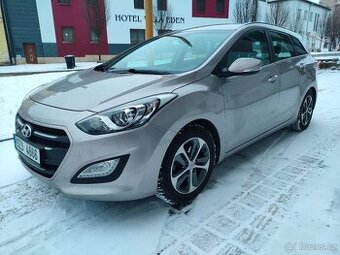 Hyundai i30 kombi, objem 1.6, 88kW, ročník 2017