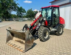 KLOUBOVÝ NAKLADAČ JCB 406