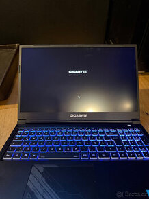 Gigabyte G5KF i5 15,6F 16/512GB