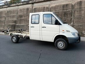 Mercedes Benz Sprinter 4x4 najeto 43900km