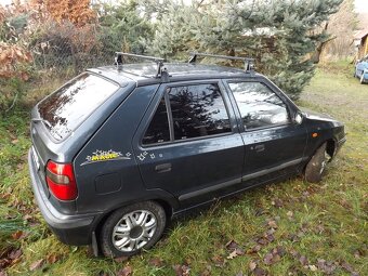 Škoda Felicia LXi MAGIC 50KW - 1998; Černá metal.Granit;