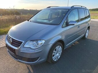 Volkswagen Touran 2.0 TDI, 7 míst, alu