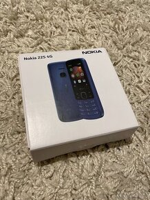 Mobilní tlačítkový telefon Nokia 225 4G Dual SIM černý