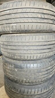 225/50R18