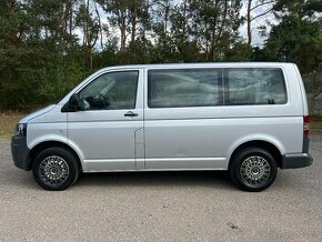 VW TRANSPORTER T5 FACELIFT, 8 mist, KLIMA, TAŽNÉ, PO SERVISU