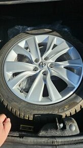 5x115  r18 Alu kola Borbet + zimni pneu